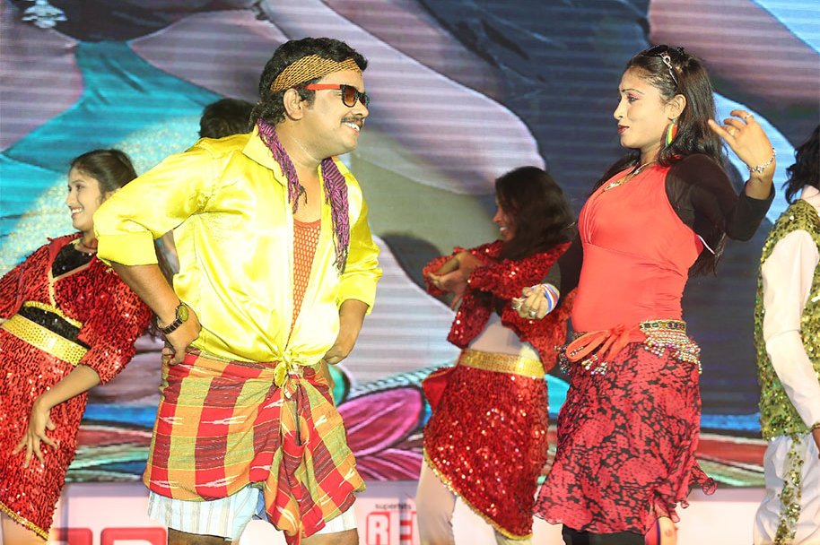 Sampu-Babu-Performance-at-Ra-Ra-Krishnayya-Audio